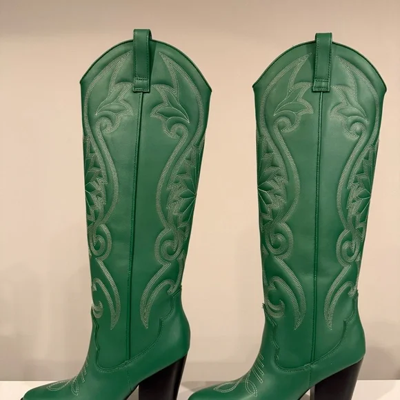 Steve Madden Lasso Green Size 8 BRAND NEW - Picture 2 of 4